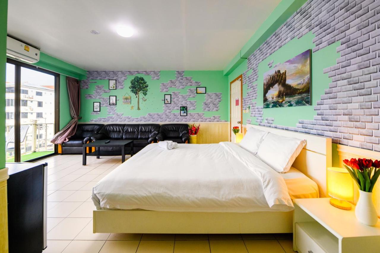 Happy Vikings - Beachfront Jomtien Beach Exterior foto